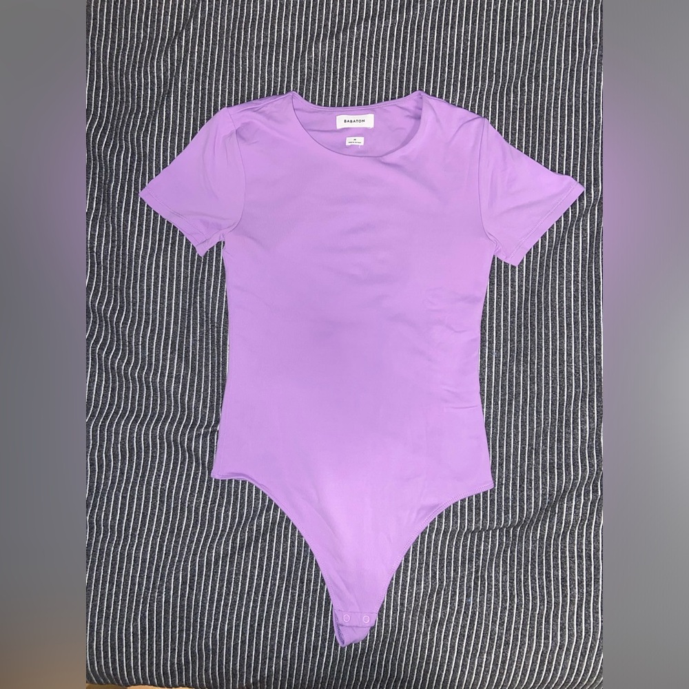 Aritzia Babaton t-shirt bodysuit medium in the colour Lyrical Lilac (purple)